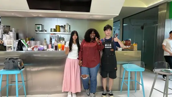 往期学员培训合影 — 茶小冷茶饮培训学院